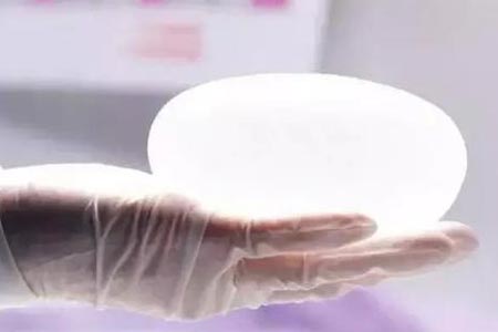 隆胸哪种方式最安全？